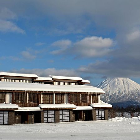 Kasara Niseko Village Townhouse - Small Luxury Hotels Of The World Экстерьер фото